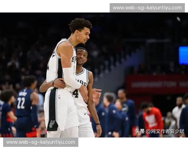 名记：马刺计划在自由球员市场上加强内线实力，将科内特和亚布塞莱纳入引援目标名单